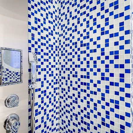 Rakoczi61 With Sauna Budapest