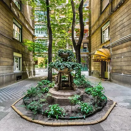 Rakoczi61 With Sauna * Budapeszt